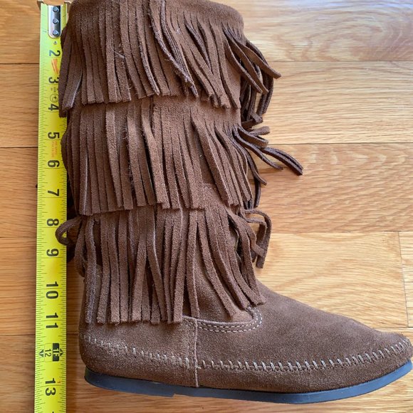 MINNETONKA Brown Suede Three Layer Fringe Boots - Picture 9 of 12